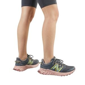 New Balance Fresh Foam Arishi Women's Size 8.5 Grey Pink Outdoor Trail Shoes